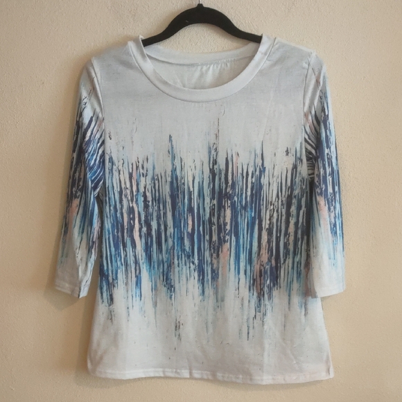 Unbranded Tops - Blue and White Women's Top